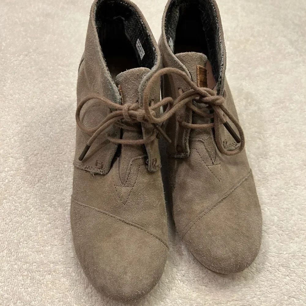 Toms Tan Suede Ankle Boots